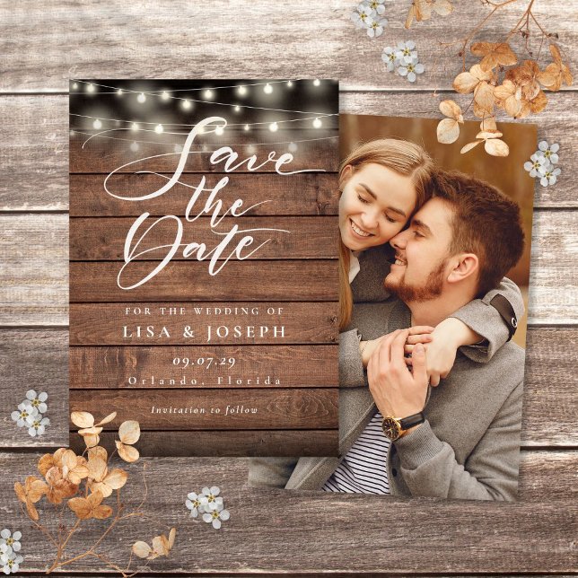 Reserve A Data Luzes de Corda de Madeira Rústica Foto Casamento (Rustic Wood String Lights Photo Wedding Save The Date)