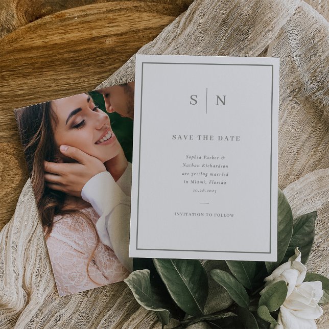 Reserve A Data Minimalista e Chic | Branco e Verde Sage com Foto (A trendy yet classic white save the date card with sage green text, and a photo of you on the back)