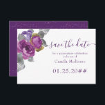 Reserve A Data Quinceanera, Script Floral Roxo, Salvar A Data<br><div class="desc">Bela Roxa Salve a Data, que você pode personalizar para qualquer ocasião, com buquês de rosas de aquarelas e flores. A design apresenta elegantes inscrições manuais e bonito arranjos florais roxos e magenta com folhas verdes de cinza e folhagem. Salvar a data é escrito em um roteiro manuscrito feminino. Navegue...</div>