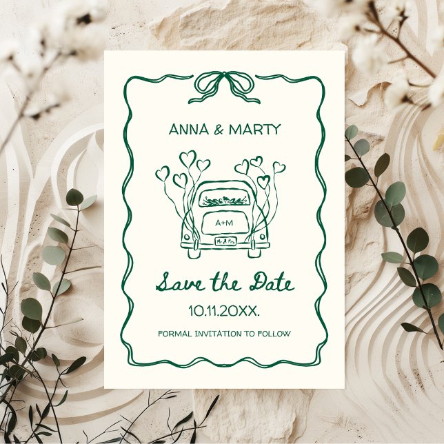 Reserve A Data Retro Desenhado à Mão Verde Salvia Arco Único Carr (Unique Funky Quirky Hand-drawn Green Save the Date with Hand-illustrated Wedding Car and handwriting)