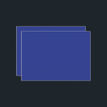 Reserve A Data um avião voando no céu<br><div class="desc">O design é um grande quadrado azul,  que parece ser um céu claro e claro. A cor do céu é uma cor azul profunda,  dando-lhe uma aparência vibrante e viva.</div>