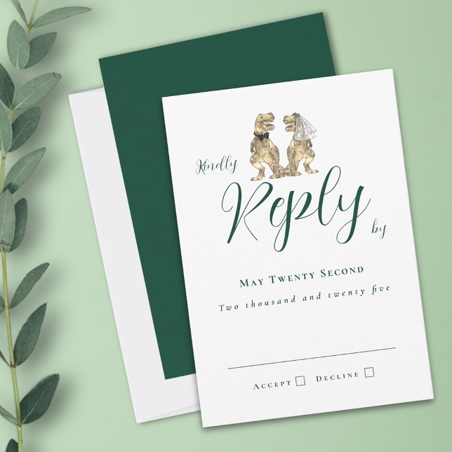 Resposta de Casamento do Tema Dinossauro (T-Rex dino bride and groom funny dinosaur dark green wedding RSVP card elegant script )