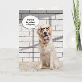 Retriever de ouro Ficando com Cartão de Aniversári