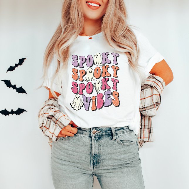 Retro Groovy Halloween Spooky Vibes T-Shirt (Criador carregado)
