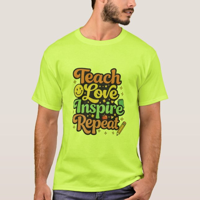 Retro Teach Love Inspire Teacher T-Shirt (Frente)