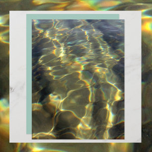 Ripplamento de água do ouro com papel de scrapbook