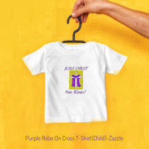 Robe Roxo Na Camisa Cruzada De Bebê