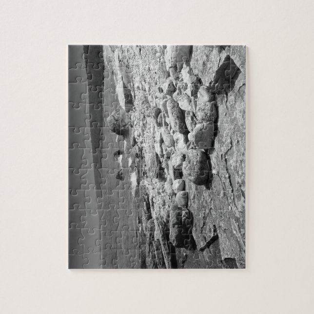 Rocky Beach Black and White Photo Quebra-cabeça (Vertical)