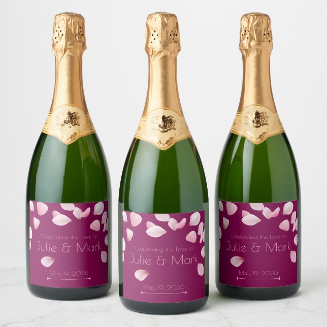 Romantic Pink Petals Custom Champagne Label (Garrafas)