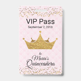 Rosa com crachá dourado de Quinceañera VIP da