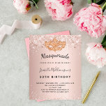 Rosa de Mascarada de orçamento aniversário de bril<br><div class="desc">Para um Mascarada elegante, para um aniversário de 50 anos (ou qualquer idade). Um fundo de aparência metálica fino rosa dourado. Decorado com poeira falsa e uma máscara de mascarada do ouro. Personalize e adicione um nome, idade e detalhes da festa. O nome é escrito com um script de estilo...</div>