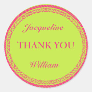 Rosa quente e etiquetas alaranjadas