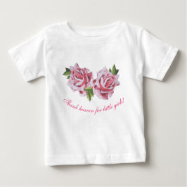 Rosas escultóricas em T-Shirt