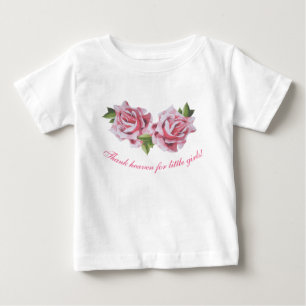 Rosas escultóricas em T-Shirt