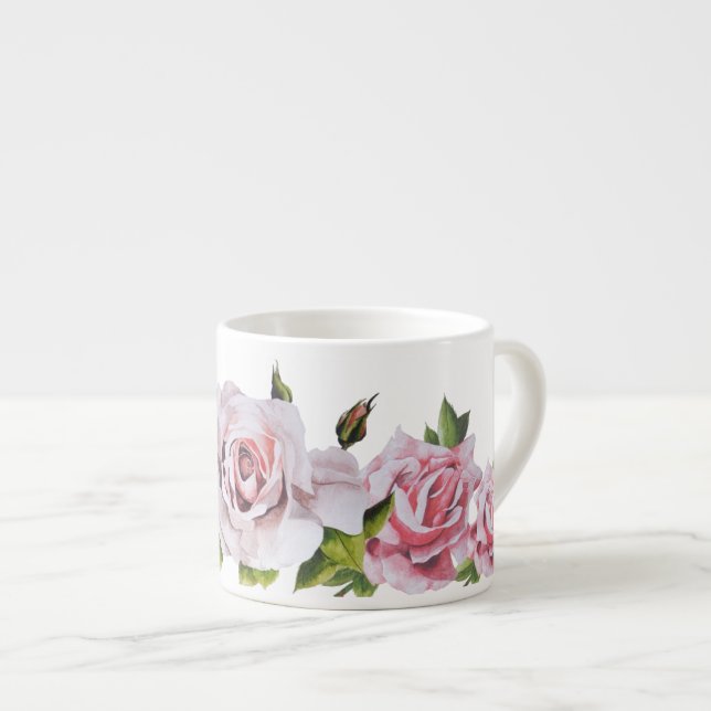 Rosas escultóricas sobre uma caneca Espresso (Frente Esquerda)
