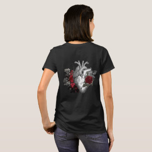 Rosas vermelhas de sangue com camiseta cardíaca vi