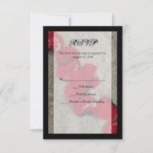 Rosas vermelhas em Sand Beach Wedding RSVP