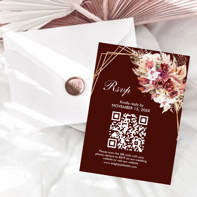 Rosewood Gold Frame QR Code Wedding RSVP Card (Criador carregado)