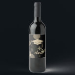 Rótulo De Garrafa De Cerveja Boné de formatura Dourado Elegante, Classe 2019<br><div class="desc">Dourado boné de formatura de brilho no fundo do barco.</div>