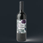 Rótulo De Garrafa De Cerveja Borboletas florais magenta púrpura de ameixa de vi<br><div class="desc">Perfeito para eventos de primavera, verão, inverno ou outono. Trabalho de arte de flores roxas do estilo vintage elegante para ocasiões de temas botânicos, boho, jardim e florais. Para começar a alterar nomes e detalhes do evento, clique em "Personalizar este modelo" e edite o texto nas caixas modelo. Para acessar...</div>