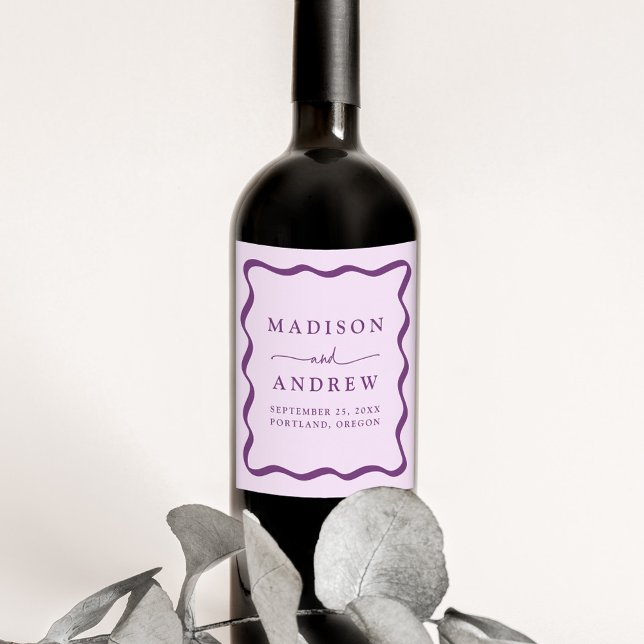 Rótulo De Garrafa De Cerveja Casamento Moderno com Moldura Ondulada Roxa (Criador carregado)