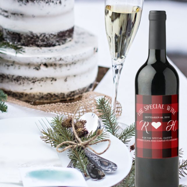Rótulo De Garrafa De Cerveja casamento no inverno rústico de xadrez de búfalo v (red buffalo plaid rustic winter wedding wine label)