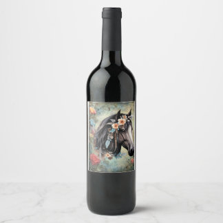 Rótulo De Garrafa De Cerveja Cavalo marrom em flores.