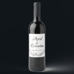 Rótulo De Garrafa De Cerveja Lavanda, rosas brancas, Eucalyptus Botanic<br><div class="desc">Um design elegante e vintage com eucalipto,  rosas brancas e lavanda pintada em cor d'água romântica. - personalizável para qualquer ocasião</div>
