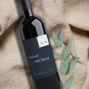 RÓTULO DE GARRAFA DE CERVEJA MÍNIMO ESCÂNDALO NEGRO E CASAMENTO DE MONOGRAMA BR