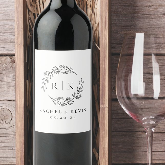 Rótulo De Garrafa De Cerveja Monograma Inicial de Casamento de Wreath Elegante (Criador carregado)