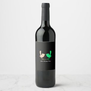 Rótulo De Garrafa De Cerveja Pássaros verdes cor-de-rosa-branca no ramo de árvo