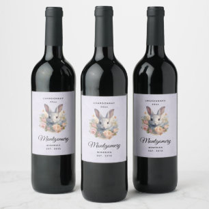 Rótulo De Garrafa De Cerveja Produção de Vinho com Coelho Rodeado por Flores Pa