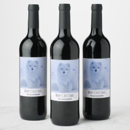 Rótulo De Garrafa De Cerveja Raposa Árctica Cuta no Fundo de Inverno de Neve