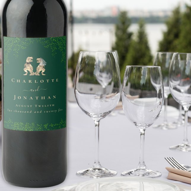 Rótulo De Garrafa De Cerveja Tema Dinossauro Casamento Verde Escuro (T-Rex bride and groom dinosaur wedding dark green custom wine labels Watercolor eucalyptus foliage )