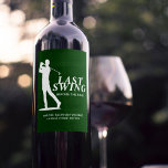 Rótulo De Garrafa De Cerveja Último swing antes do Golf Bachelor do Anel<br><div class="desc">A suíte Last Swing Before the Ring é uma coleção refinada e inspirada no golfe para o fim de semana de solteiro, que combina charme clássico com um toque de espírito divertido. Com a silhueta de um golfista ousado em verde profundo e branco crocante, essa coleção apresenta o design perfeito...</div>