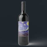 Rótulo De Garrafa De Cerveja Vincent Van Gogh Starry Night Vintage Fine Art<br><div class="desc">Vincent van Gogh Starry Night Fine Art Painting Starry Night Starry Night é uma pintura do artista poste-impressionista holandês Vincent van Gogh. O céu azul à noite está cheio de nuvens, estrelas e uma lua crescente brilhante. A Noite Estrelada é a única noturna na série de visões da janela do...</div>