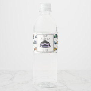Rótulo De Garrafa De Vinho arte desenhada à mão com olho apertado roxo