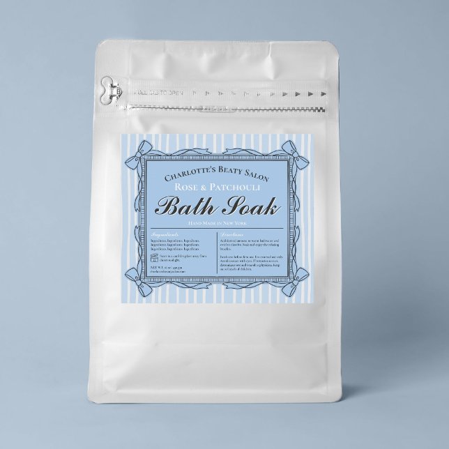 Rótulo de produto de beleza emoldurado azul e bran (Blue and White Bow Frame Beauty Product Label)