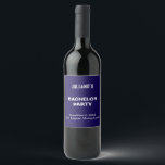 Rótulo do frasco do Vinho da Festa Azul Escuro<br><div class="desc">Etiqueta de garrafa de vinho de esquadra azul escura e de texto simples, uma cor para o futuro do noivo ou hospedeiros associando o azul com confiança e lealdade. Um design para grupos a serem ou hosts que também preferem texto simples sem elementos de fundo para melhorar a legibilidade. O...</div>