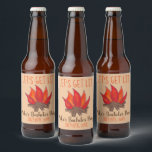 Rótulo Para Garrafa De Cerveja Acampamento Stag Do Campire para a festa de soltei<br><div class="desc">Design apresenta uma ilustração original de uma fogueira vermelha e laranja, com chamas provenientes de toros marrons. Excelente para acampamento ou entusiasta do exterior ou VAMOS GET LIT solteiro ou aniversário de 21 anos. Apenas personalize com sua informação. Este design de acampamento também está disponível em outros produtos. Não vê...</div>