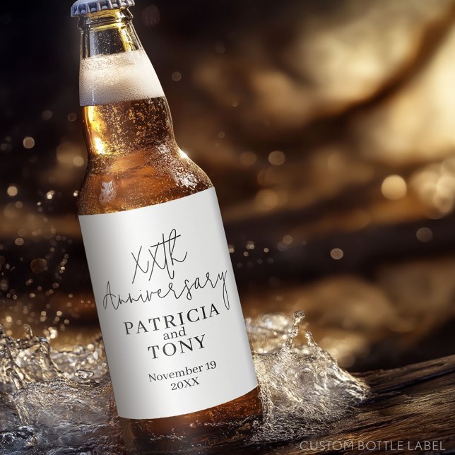 Rótulo Para Garrafa De Cerveja Aniversário de Casamento Personalizado BW Moderno (Custom Party Beer Label - Wedding Anniversary)