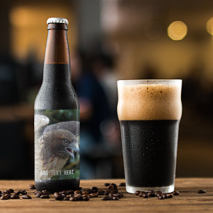 Rótulo Para Garrafa De Cerveja Foto personalizada do Raptor Hawk de cauda vermelh