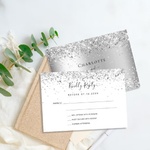 RSVP de casamento elegante com brilho branco prate