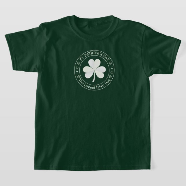 Rua de crianças, camiseta do dia de Patrick (Postura )