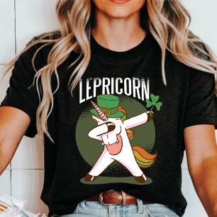 Rua do Unicórnio Leprichaun, camiseta do dia de P