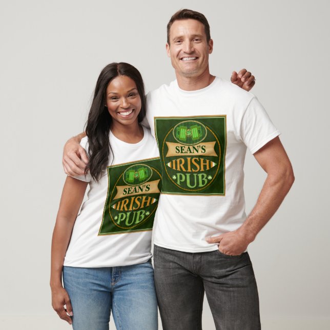Rua personalizada. Camiseta Pub em Irlandês no Dia (Unissex)
