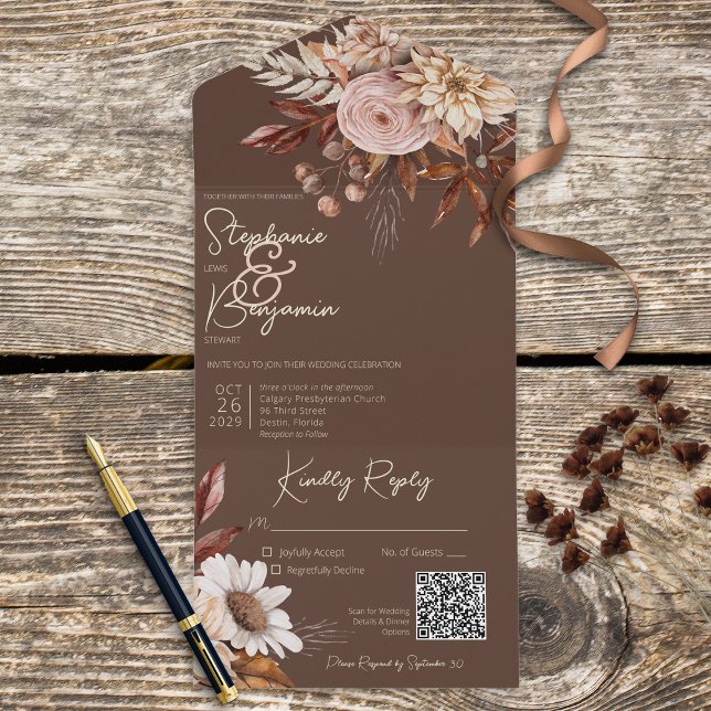Rustic Boho Blush Neutrals Floral Brown QR Code (Criador carregado)