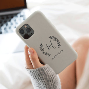 Rustic Laurel Script Monograma Name Case-Mate iPho