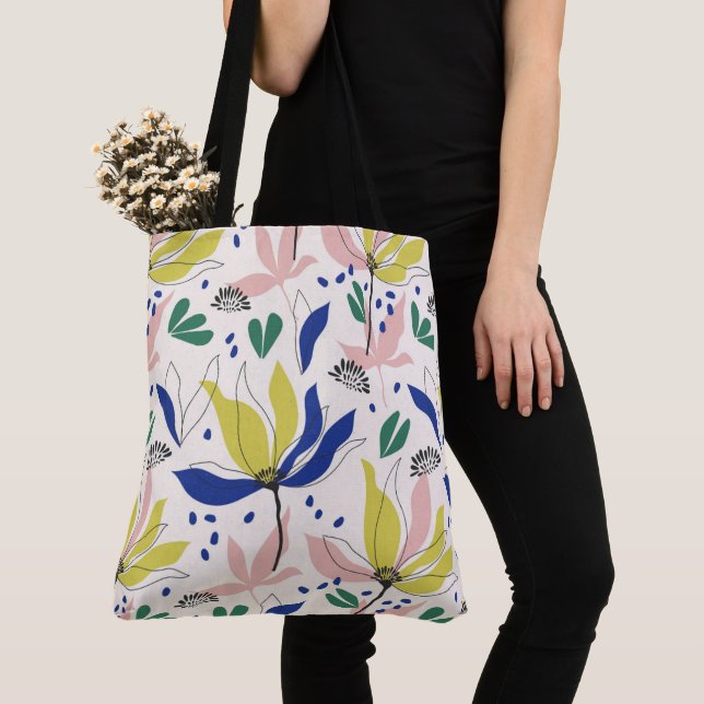 Saco Floral Tote (Close Up)