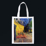 Sacola Ecológica Café Terrace à noite por Vincent van Gogh<br><div class="desc">Café Terrace, no Place du Forum, de Vincent van Gogh, é uma pintura de paisagens arquitetônicas de apos impressionismo de arte. Uma vista exterior de um restaurante com mesas, cadeiras, garçons e jantar em pessoas. Uma bela noite com estrelas no céu em Arles, França. Sobre o artista: Vincent Willem van...</div>
